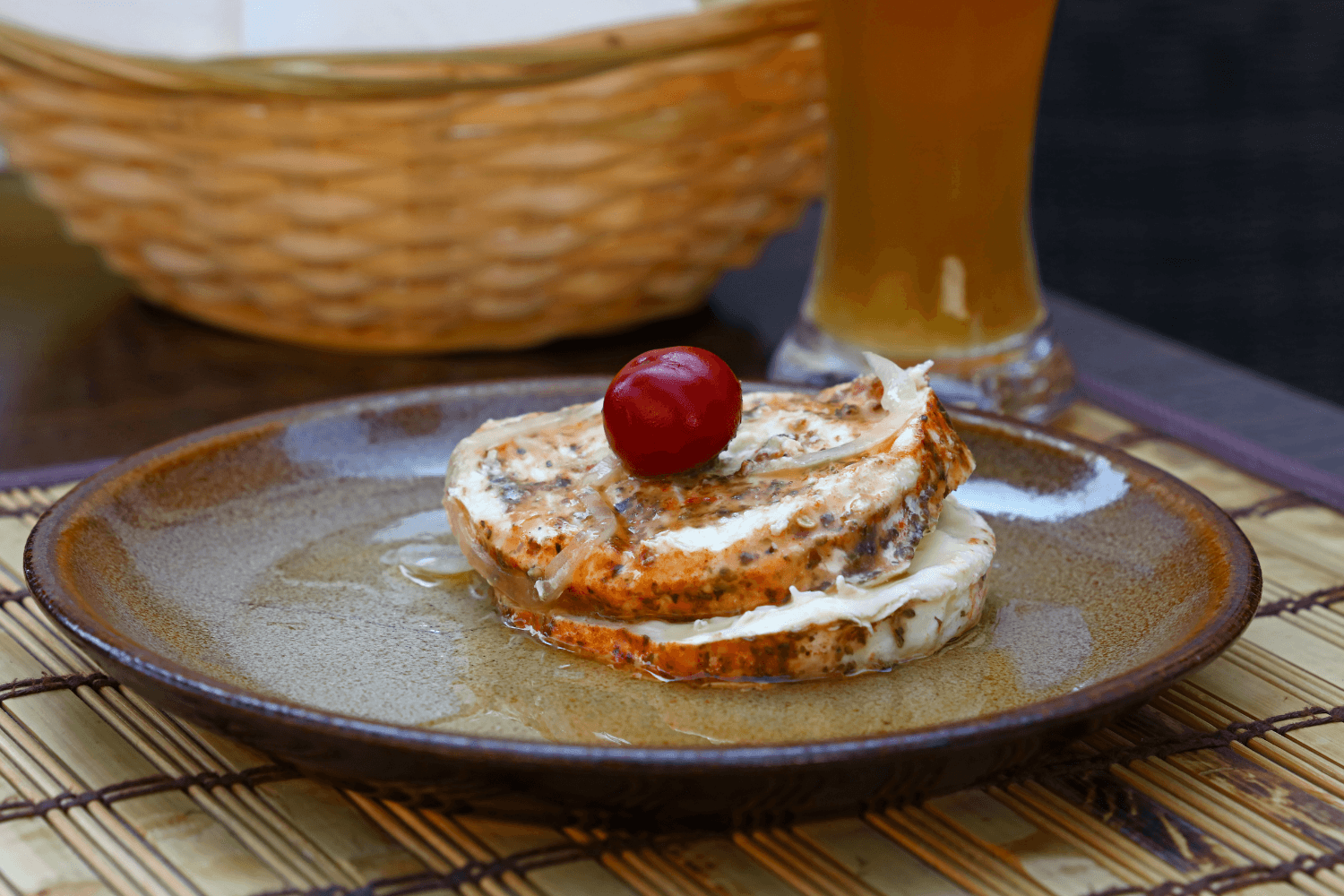 Nakládaný hermelín s pivní marinádou